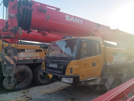 Used truck crane 2021 Sany 400T, Euro V, worked for 6,000 hours and traveled 10,000 kilometers